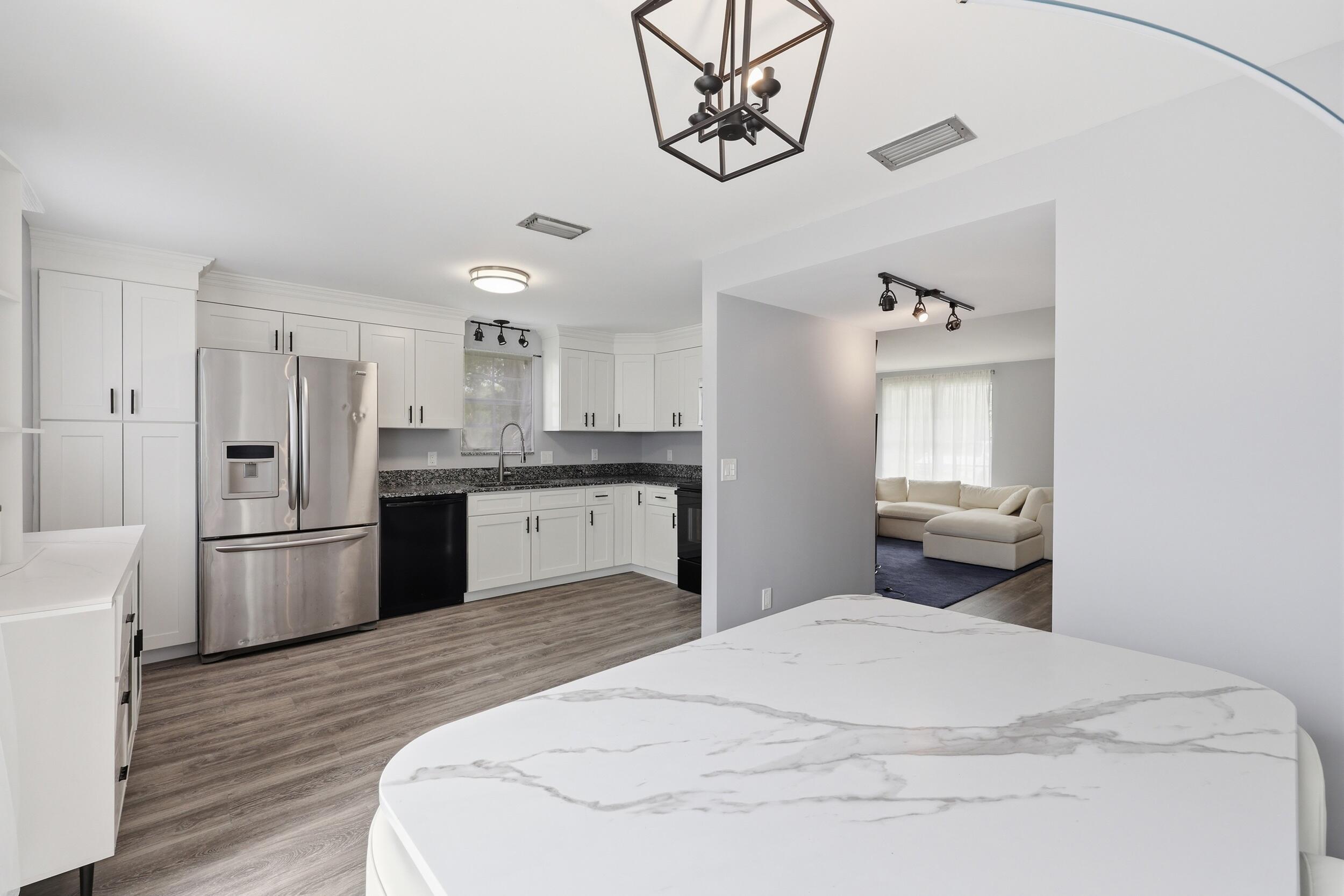 GEORGIAN PARK - Residential