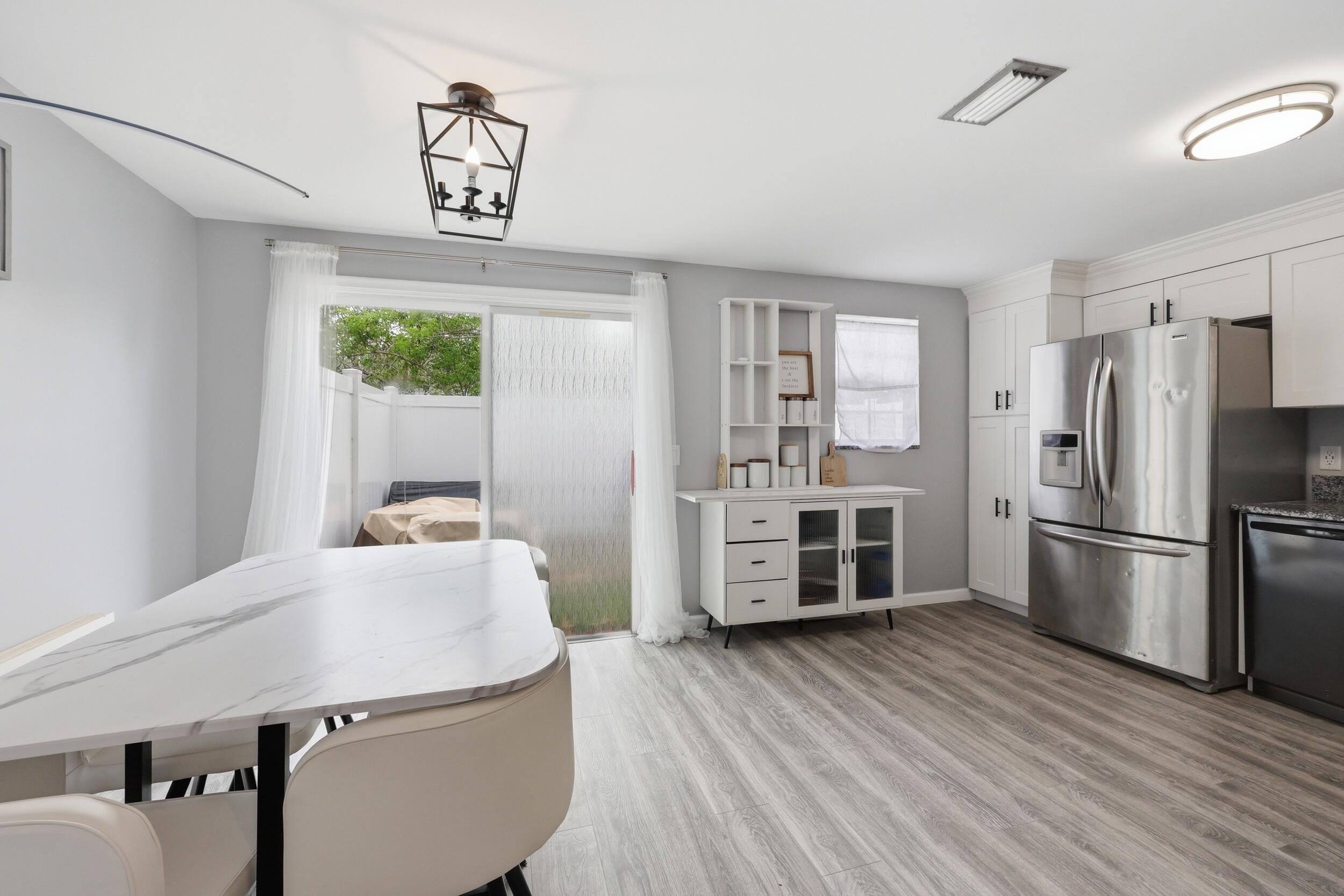 GEORGIAN PARK - Residential