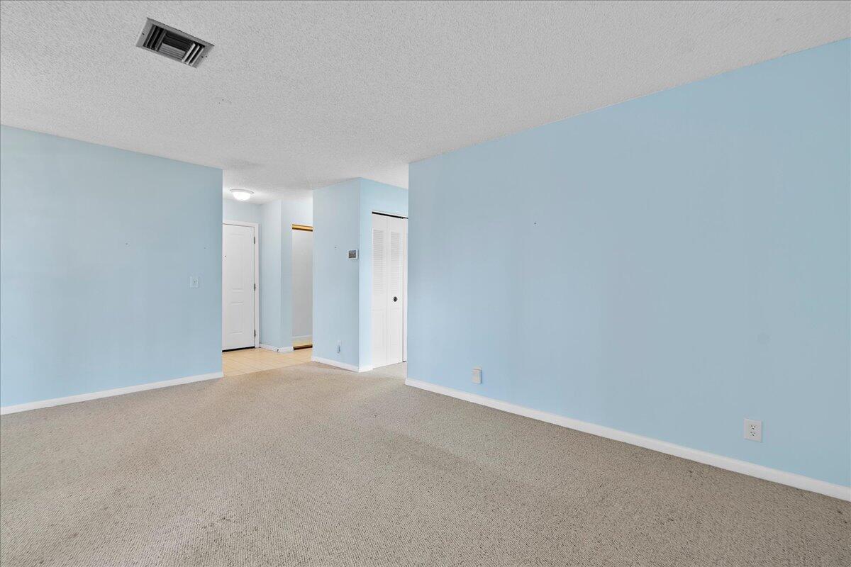 6117 Woodlake Boulevard