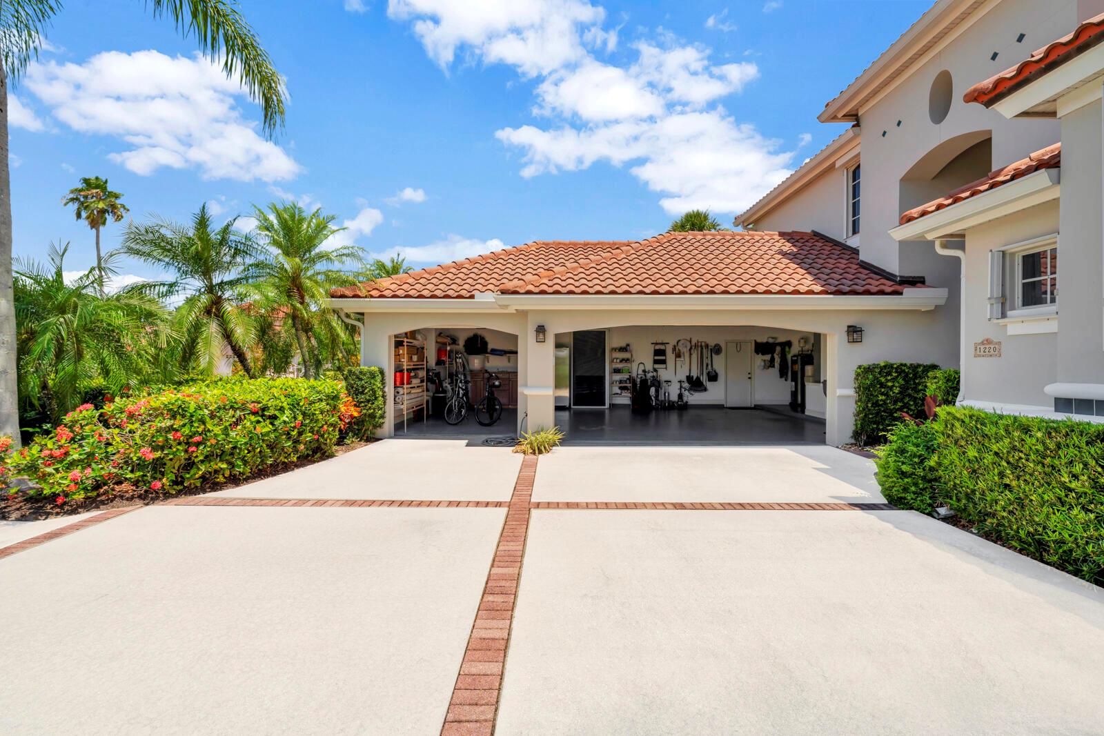1220 Coventry Lane