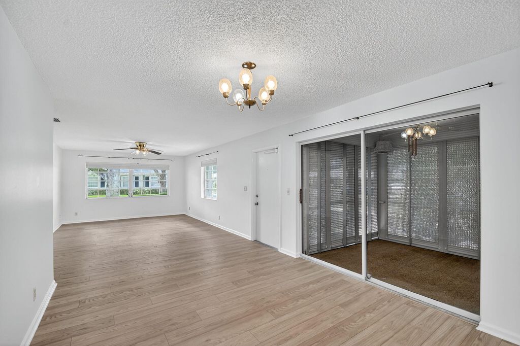 Photo of 10138 S 45th Terrace, Boynton Beach, FL 33436 (MLS # R11121016)