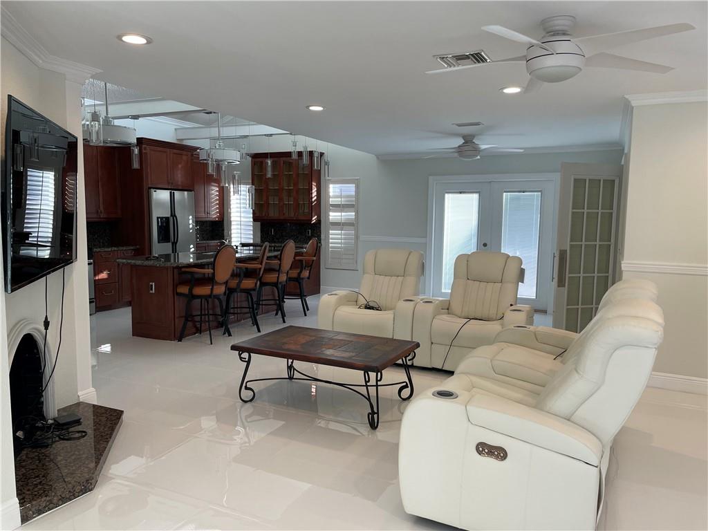 Crystal Heights 80-48 B - Residential
