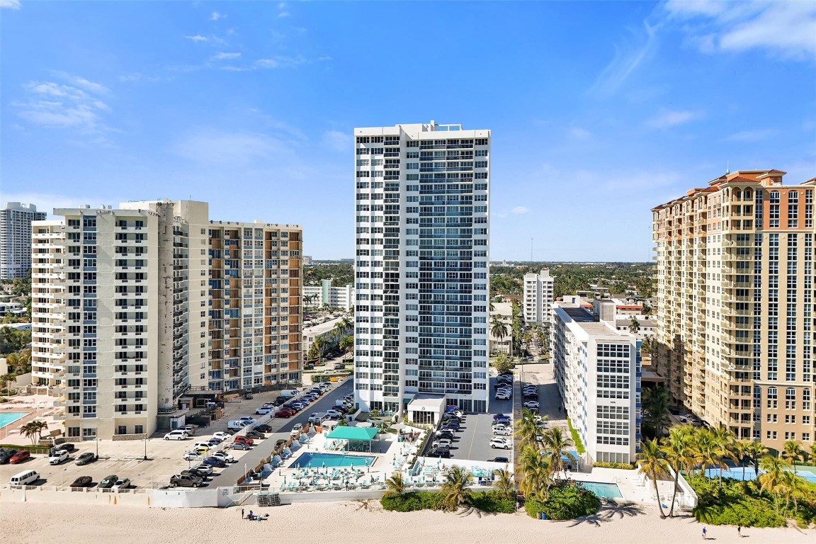 3140 S Ocean Drive 2206