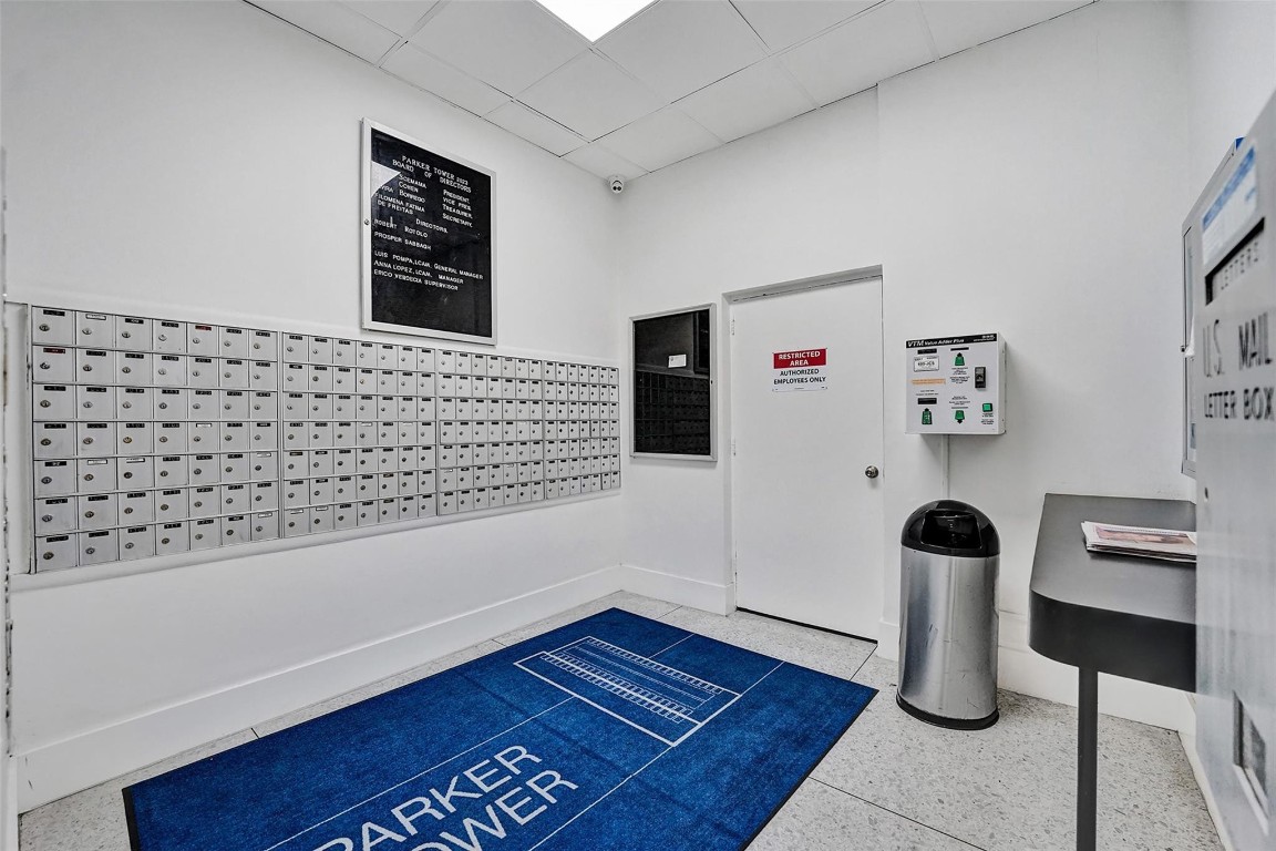 PARKER TOWERS - Residential