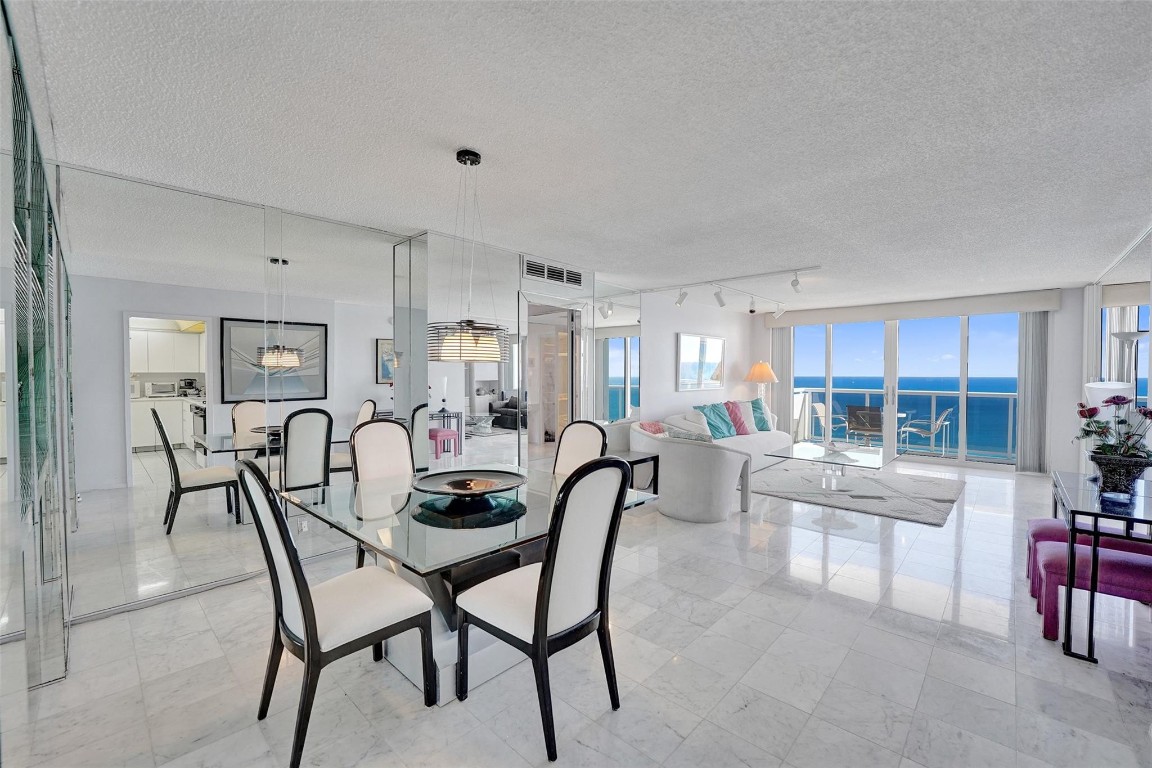 PARKER TOWERS - Residential