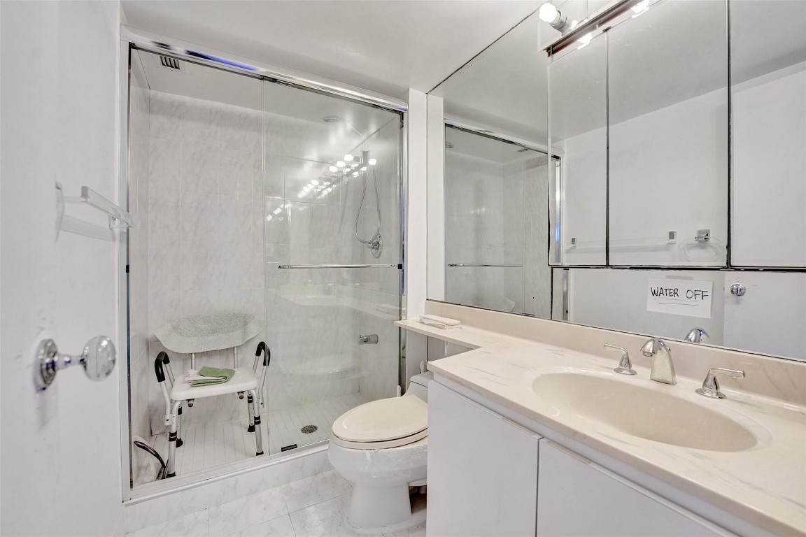 PARKER TOWERS - Residential