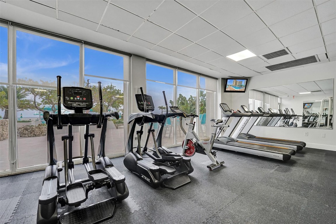 PARKER TOWERS - Residential