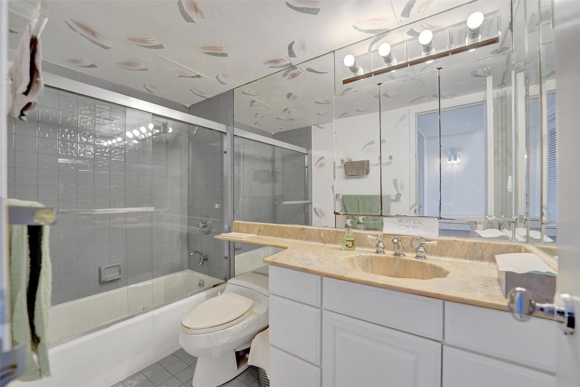 PARKER TOWERS - Residential