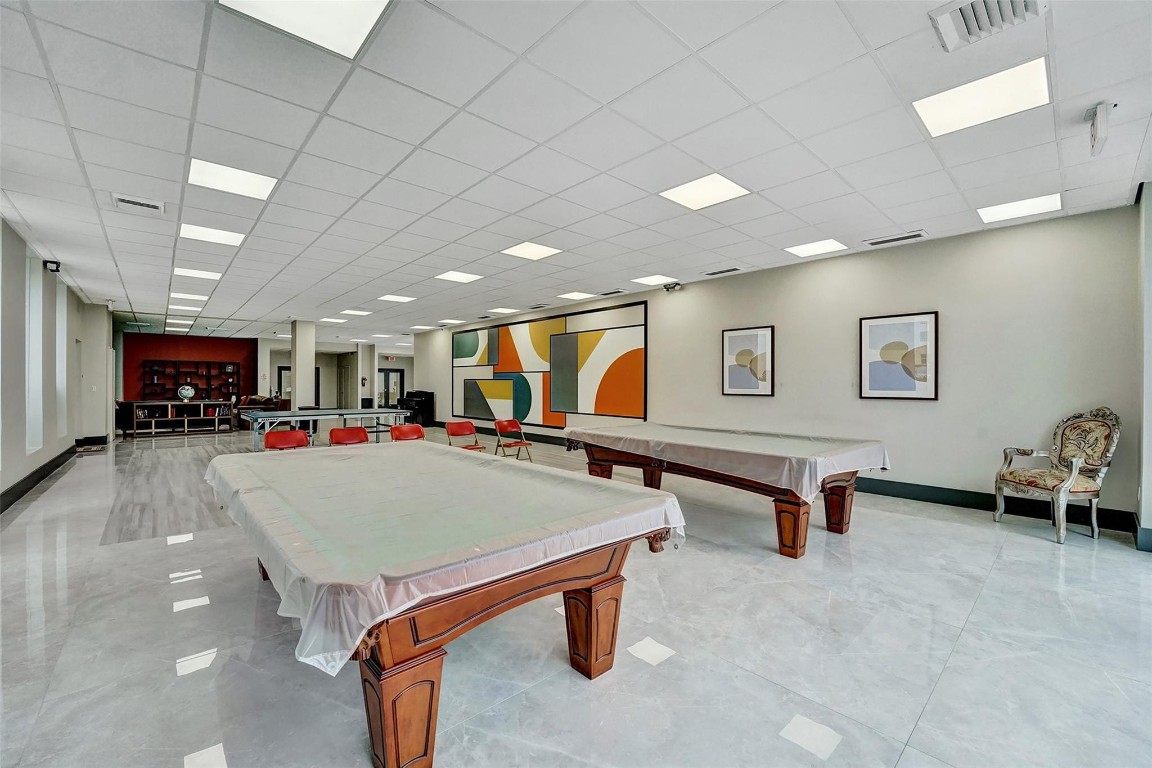 PARKER TOWERS - Residential