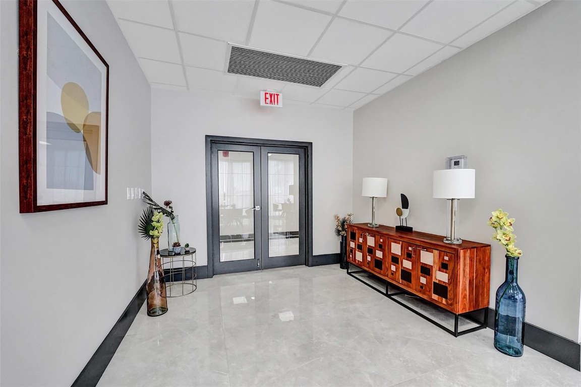 PARKER TOWERS - Residential