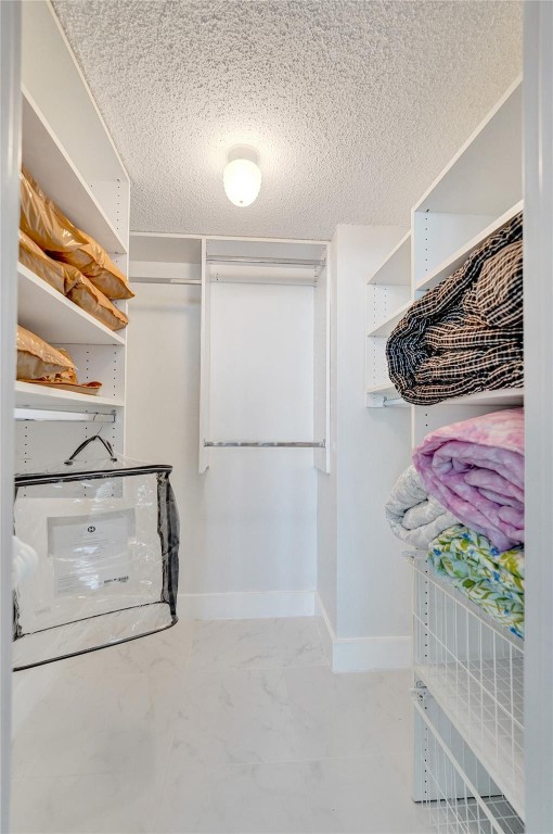 PARKER TOWERS - Residential