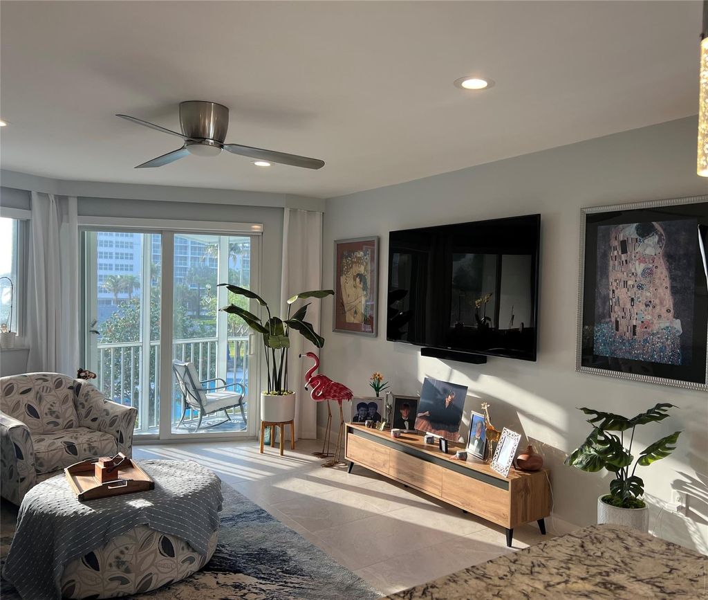 Photo of 2730 Banyan Road #33B, Boca Raton, FL 33432 (MLS # F10472872)