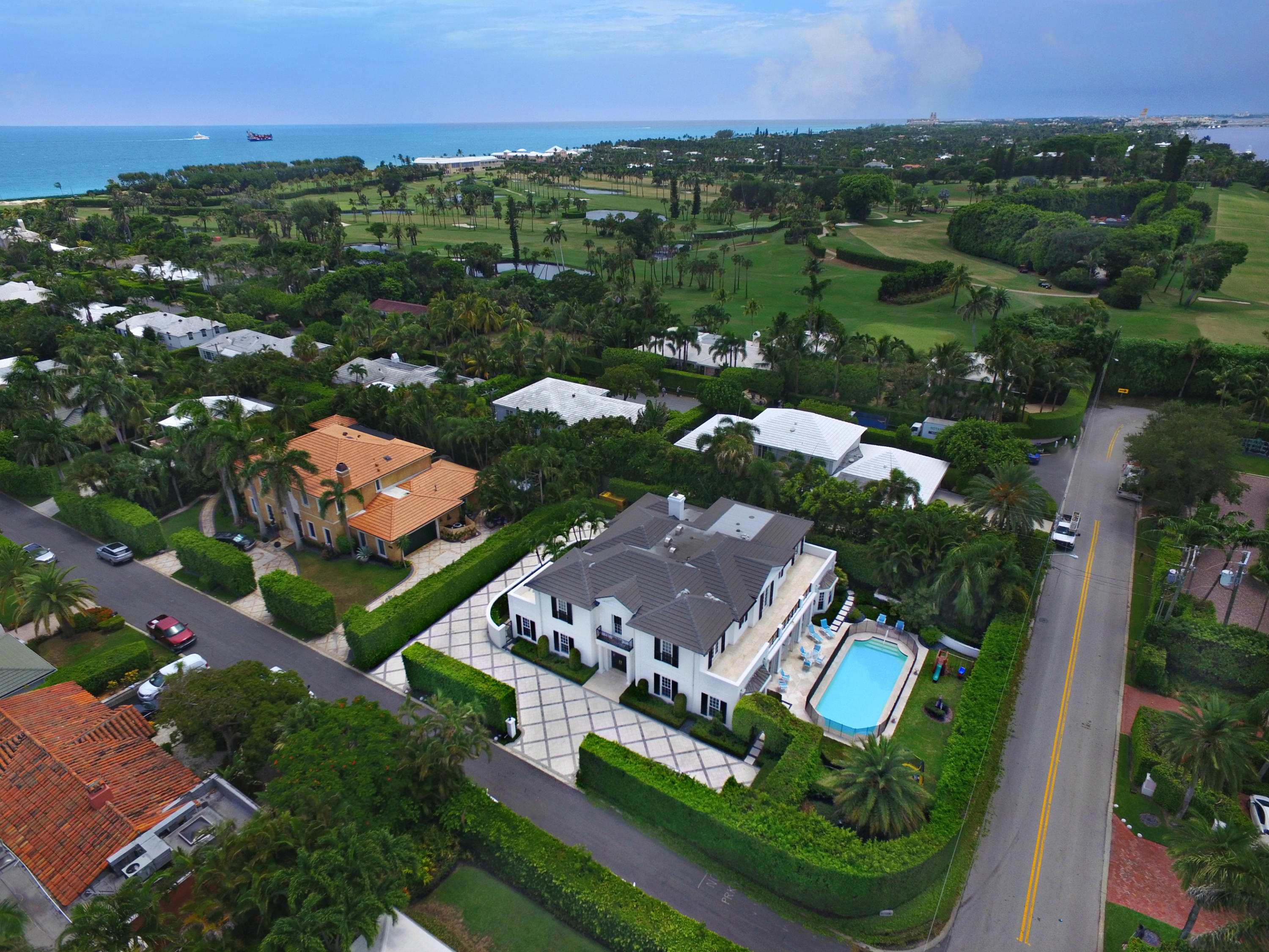 JAMAICA LANE IN - Residential