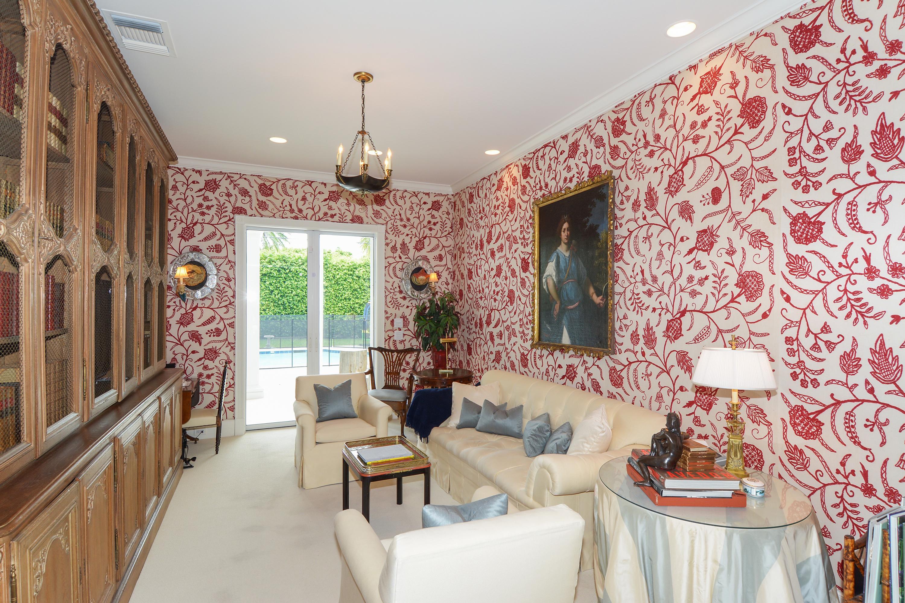 JAMAICA LANE IN - Residential