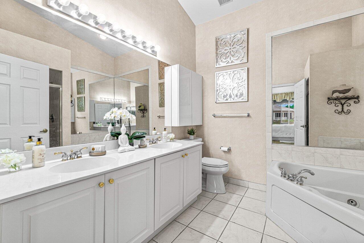 CORAL TRACE - Residential Lease