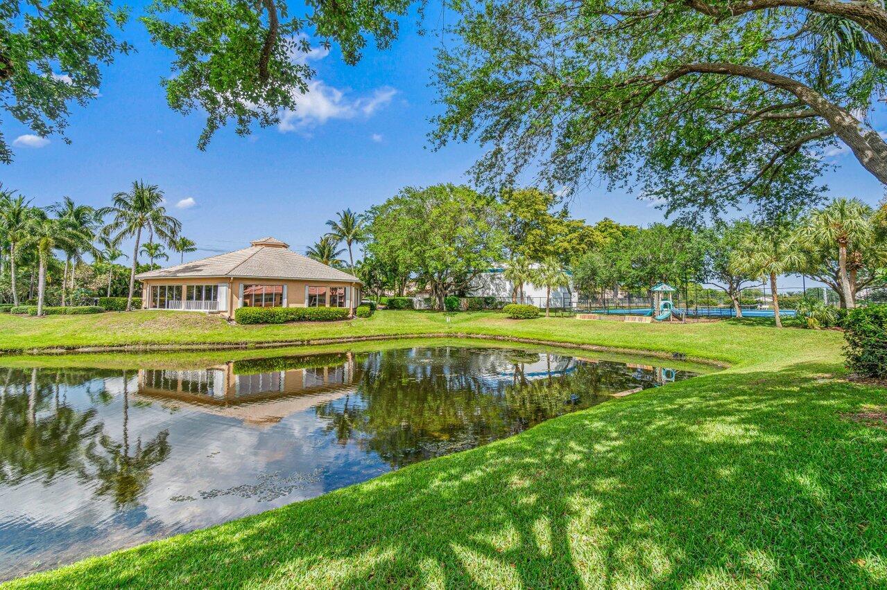 CORAL TRACE - Residential Lease