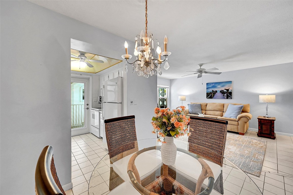 1110 N Riverside Drive 27