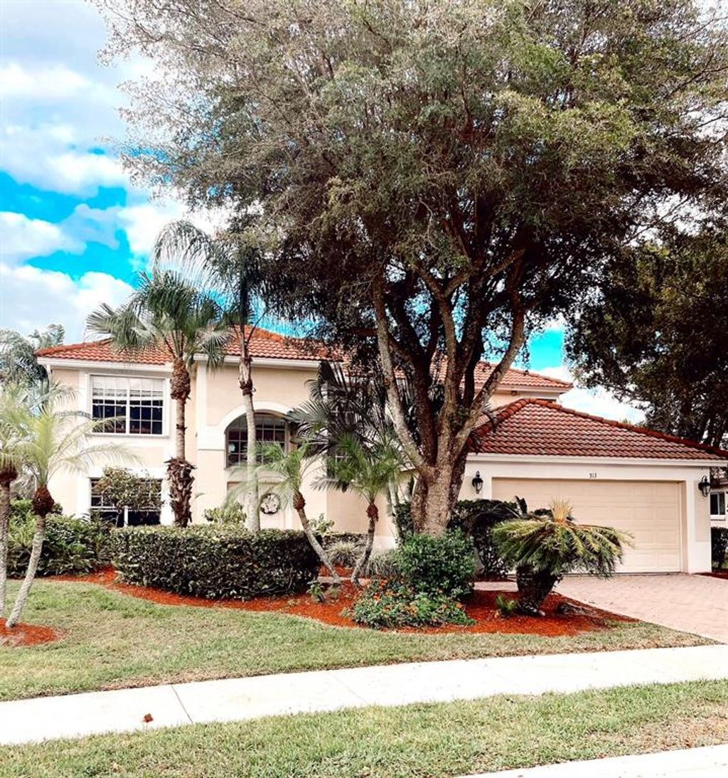 Photo of 313 Timberwood Court, Palm Beach Gardens, FL 33418 (MLS # R10705802)