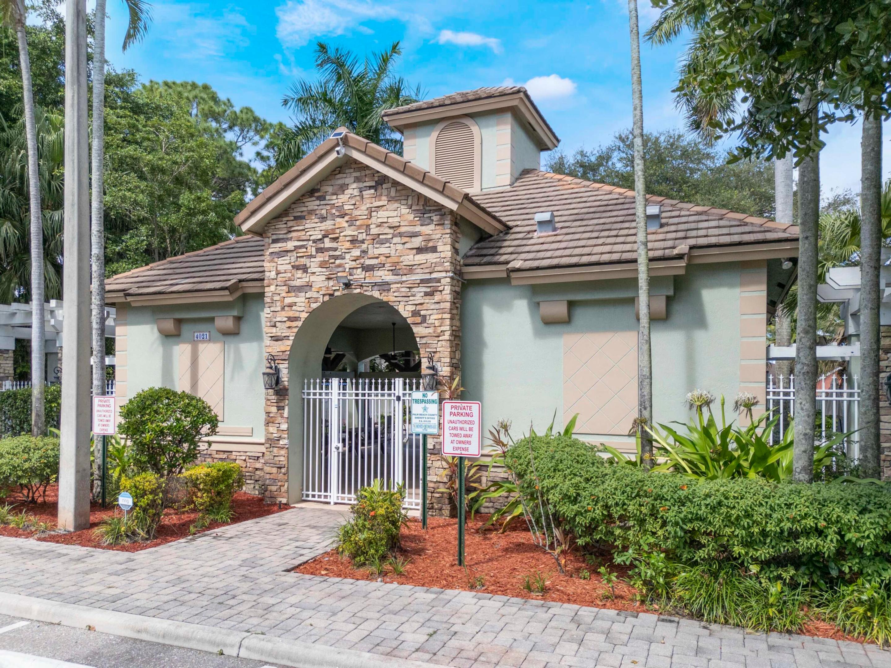 BOYNTON ESTATES 2 - Residential