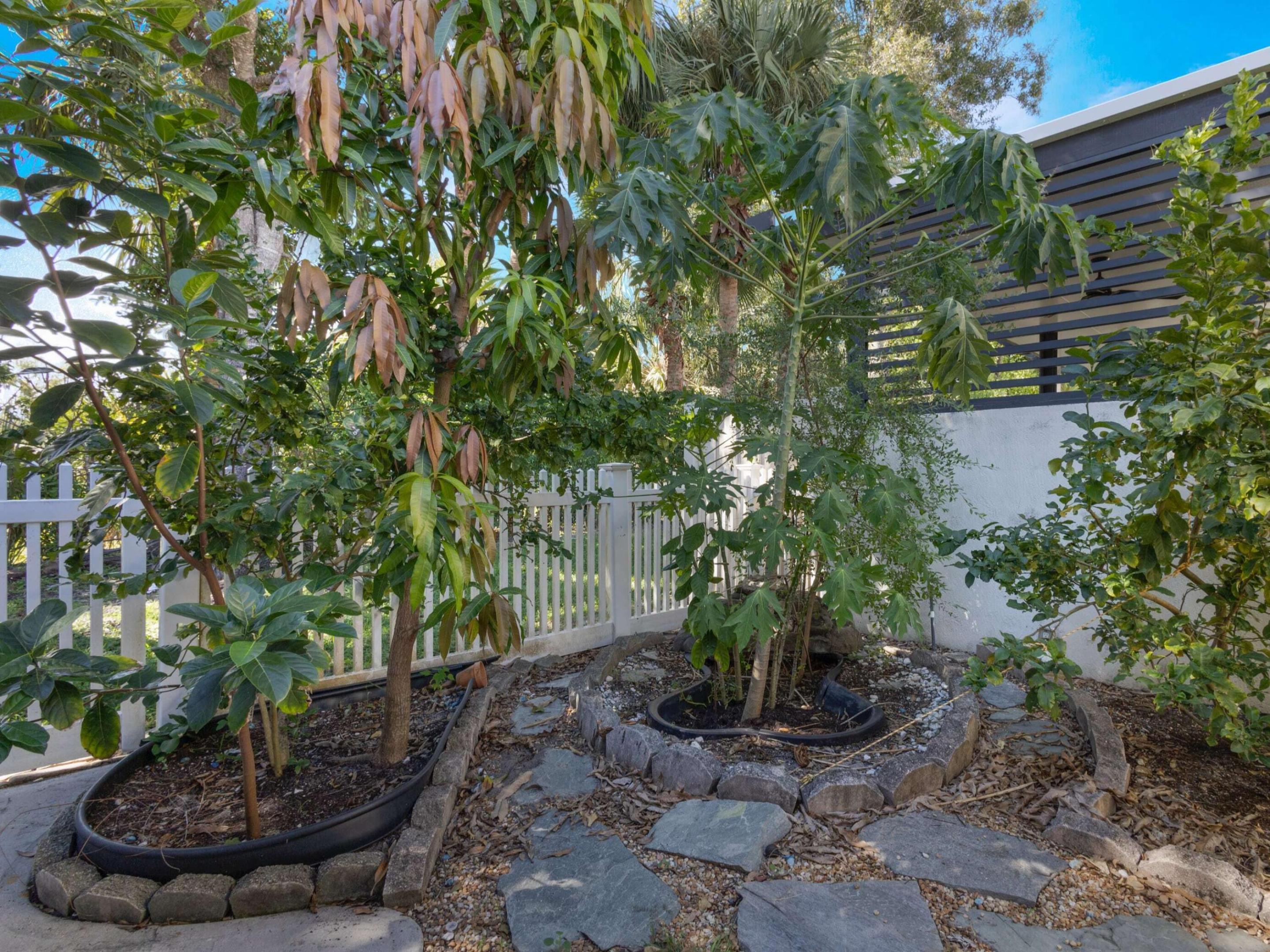 BOYNTON ESTATES 2 - Residential