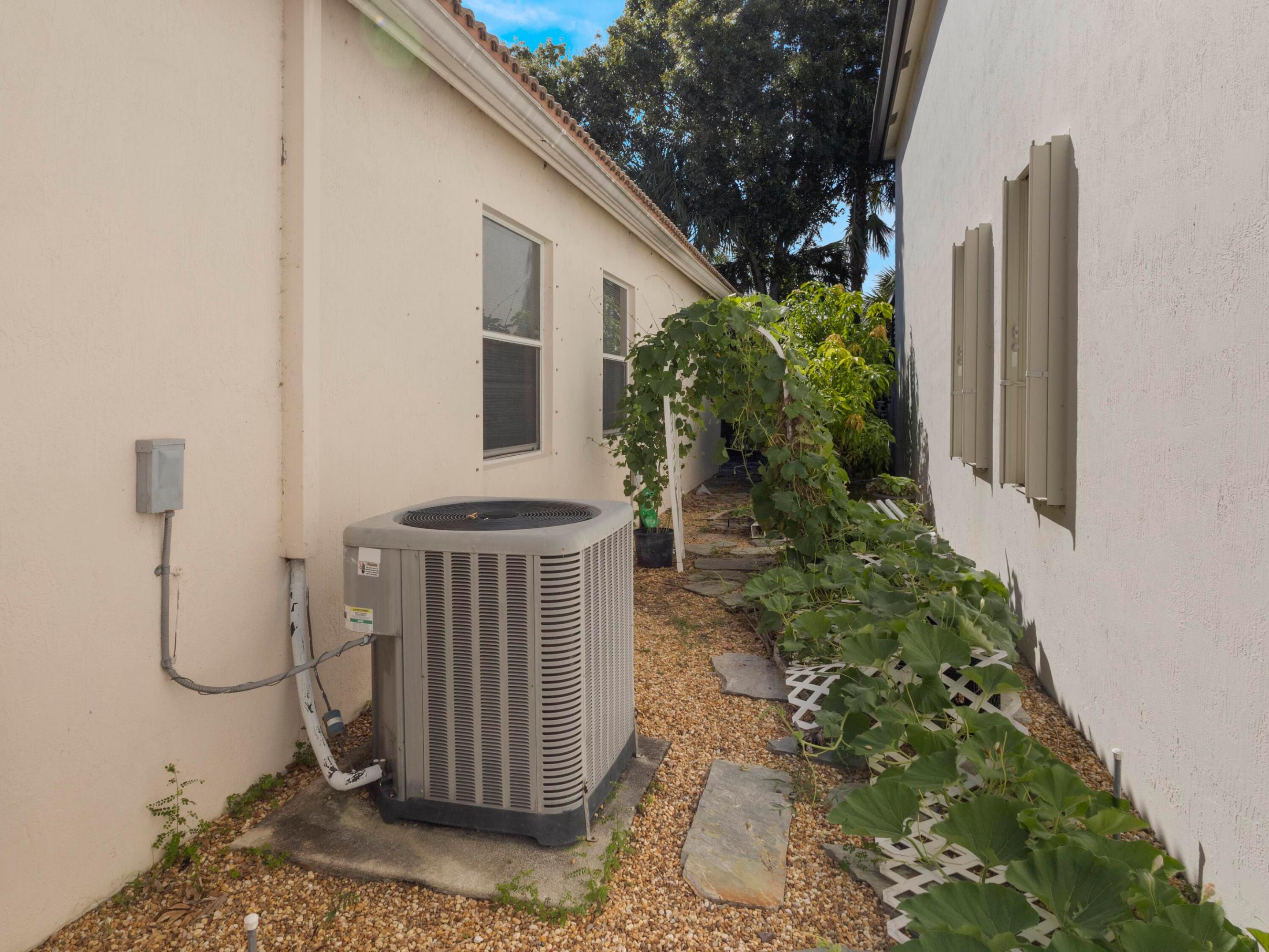 BOYNTON ESTATES 2 - Residential