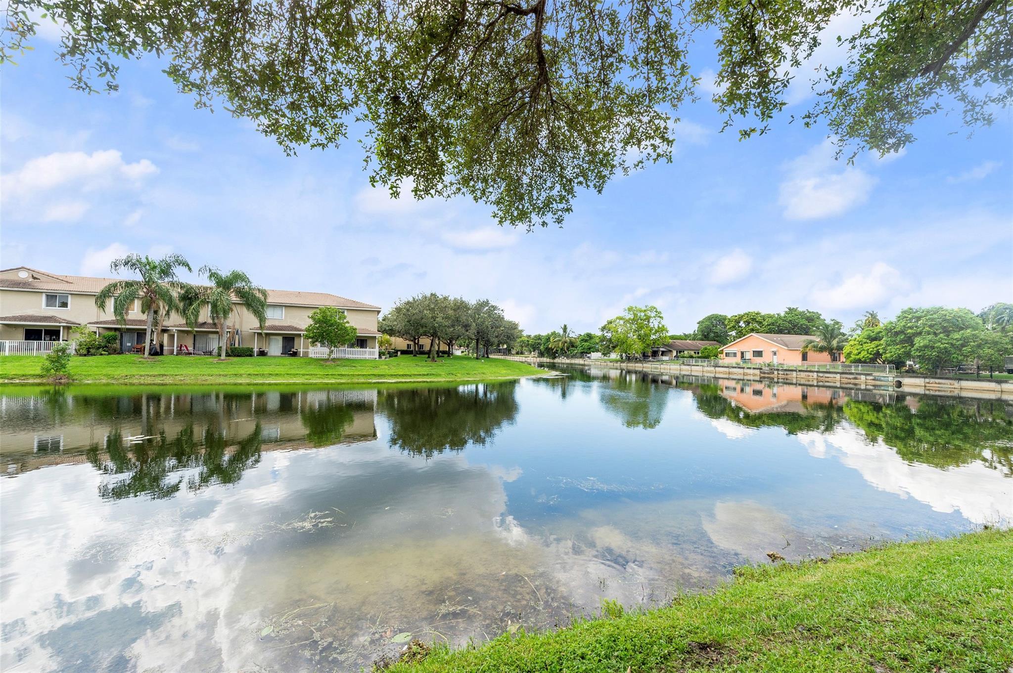 Lyons Indust Park 71-1 B - Residential Lease