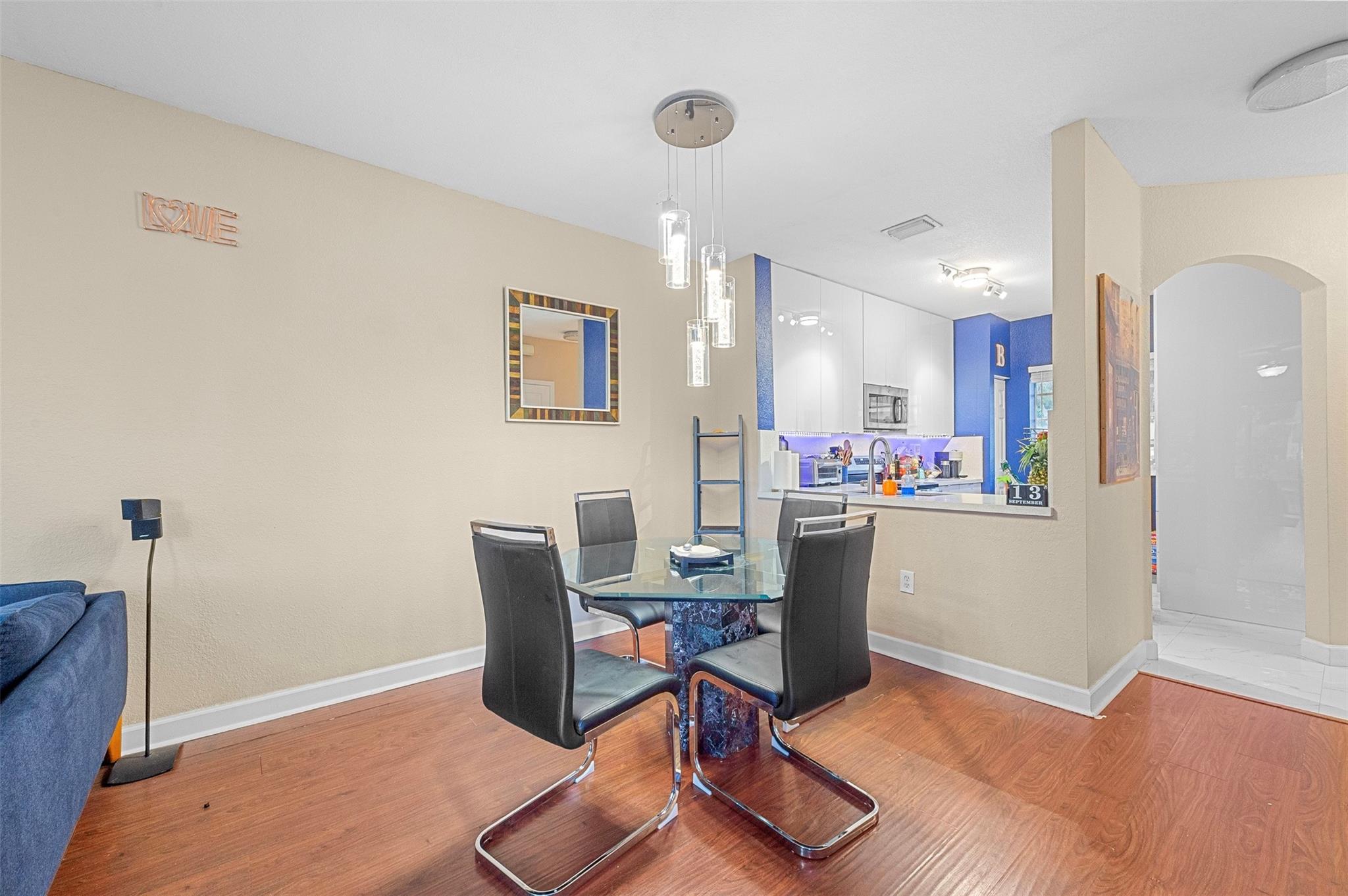 Lyons Indust Park 71-1 B - Residential Lease