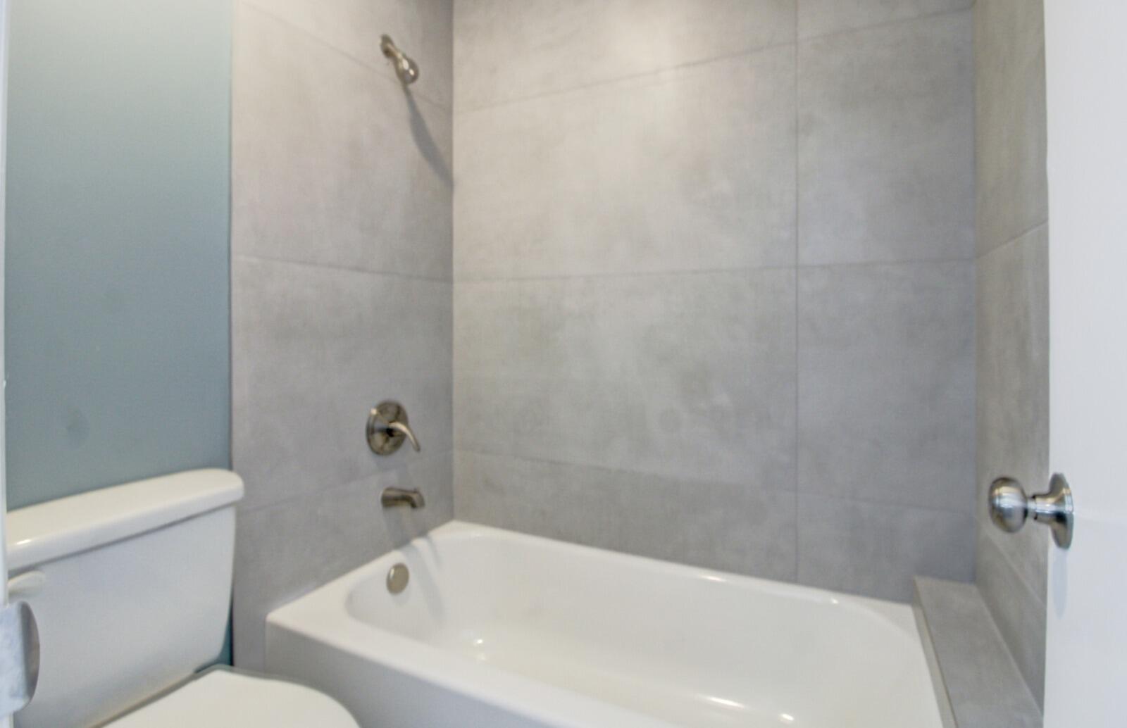 LAKESHORE CONDO I - Residential