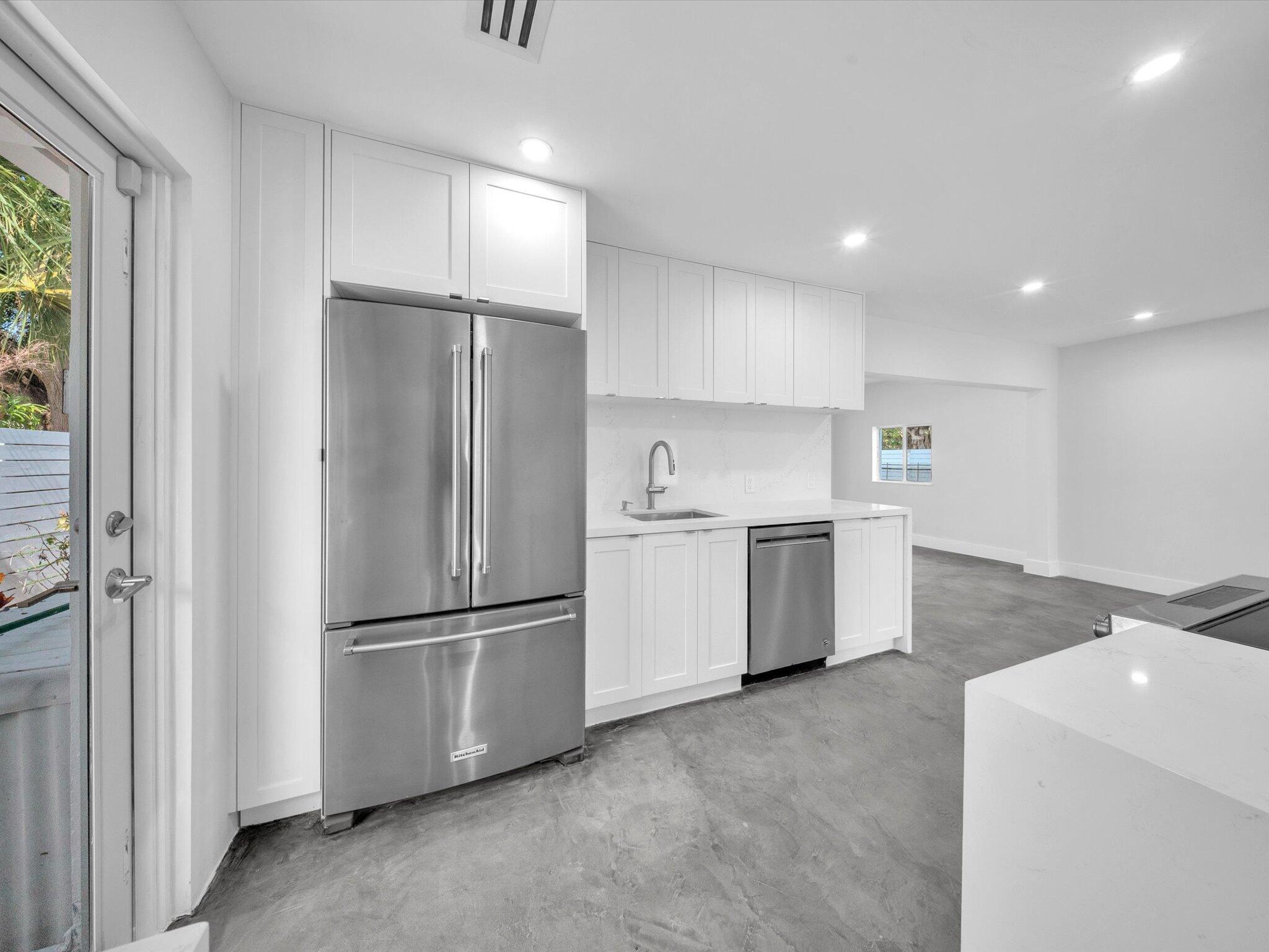 TAFT VILLAS - Residential Lease
