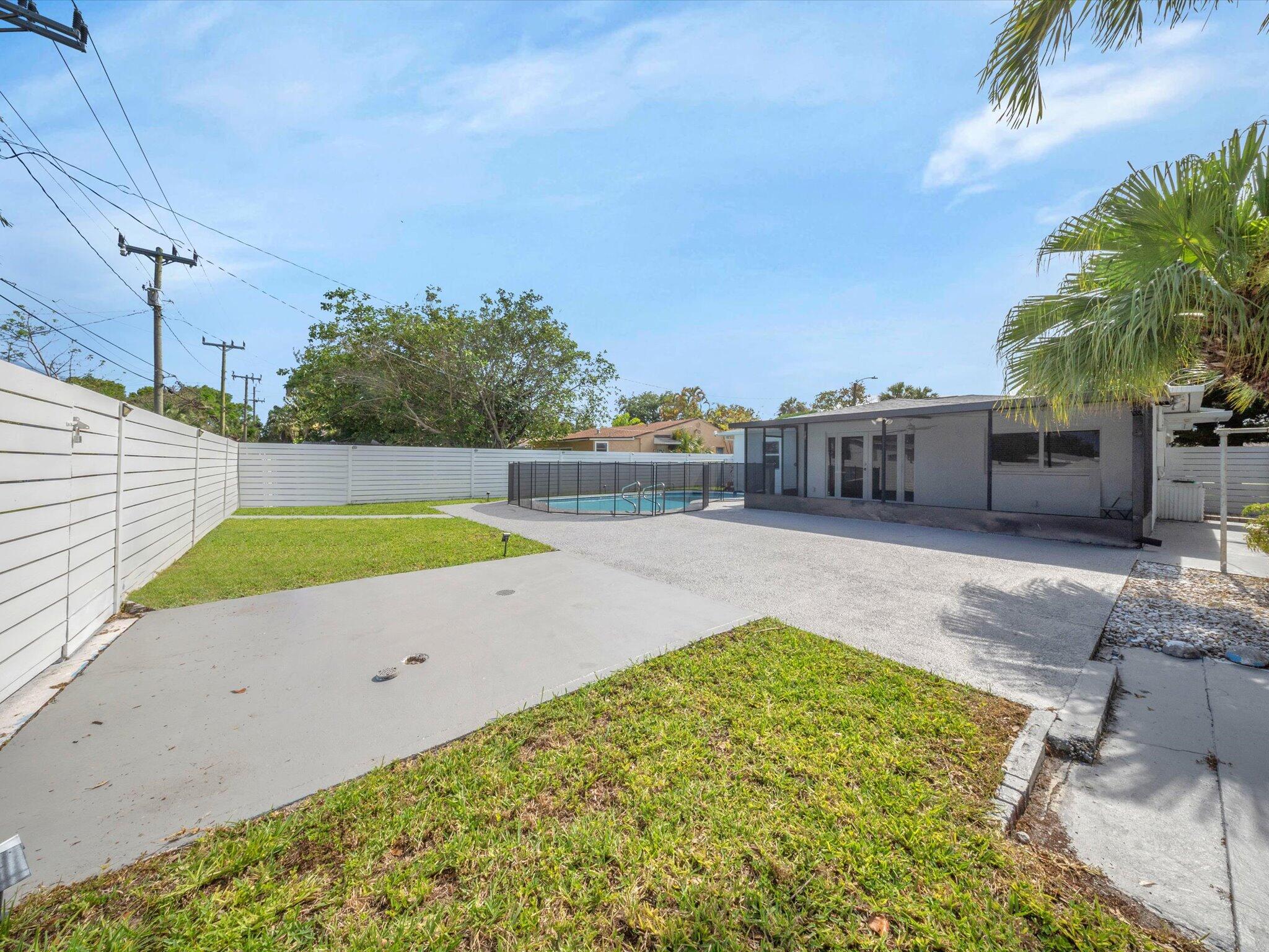 TAFT VILLAS - Residential Lease