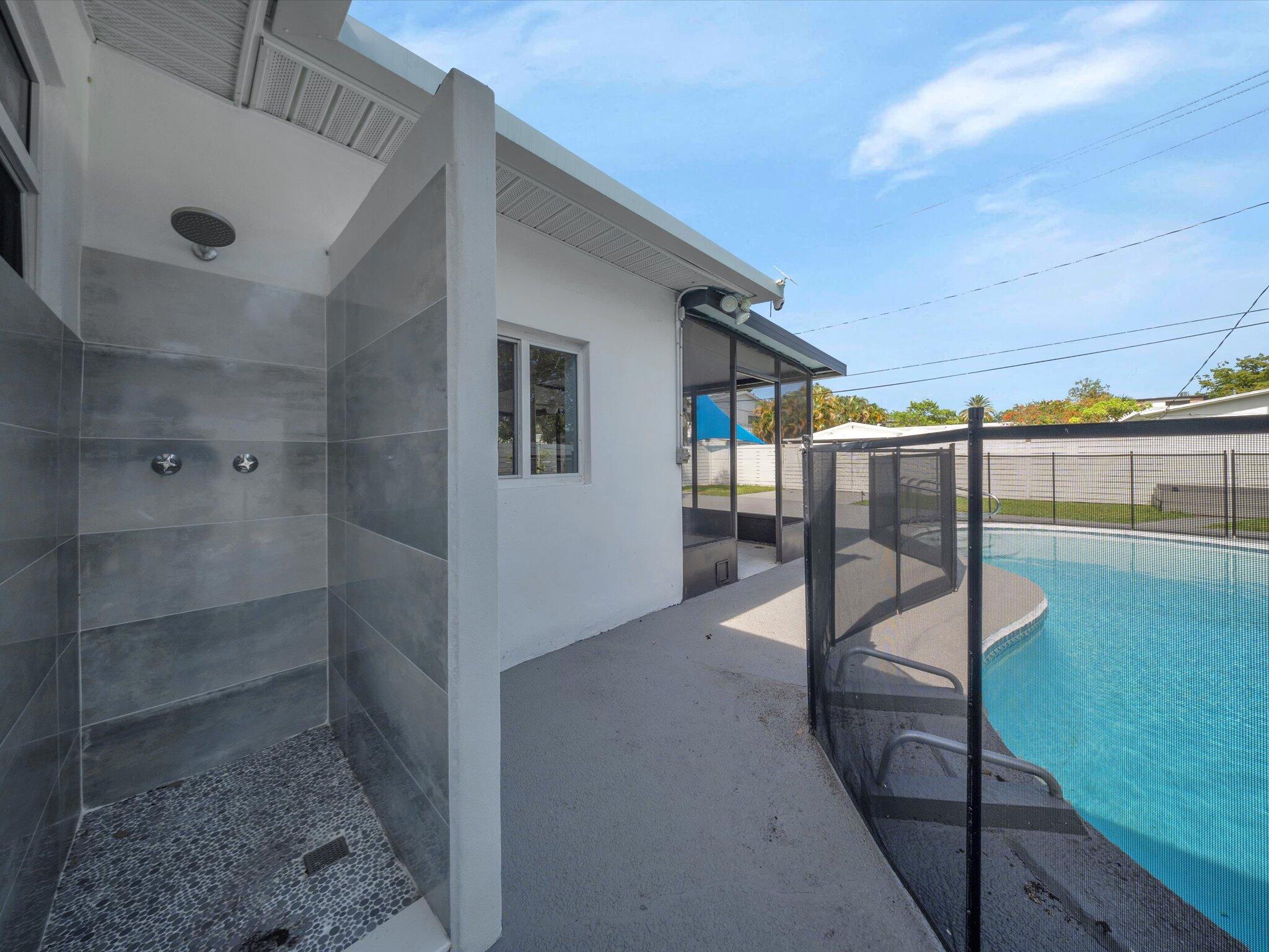 TAFT VILLAS - Residential Lease