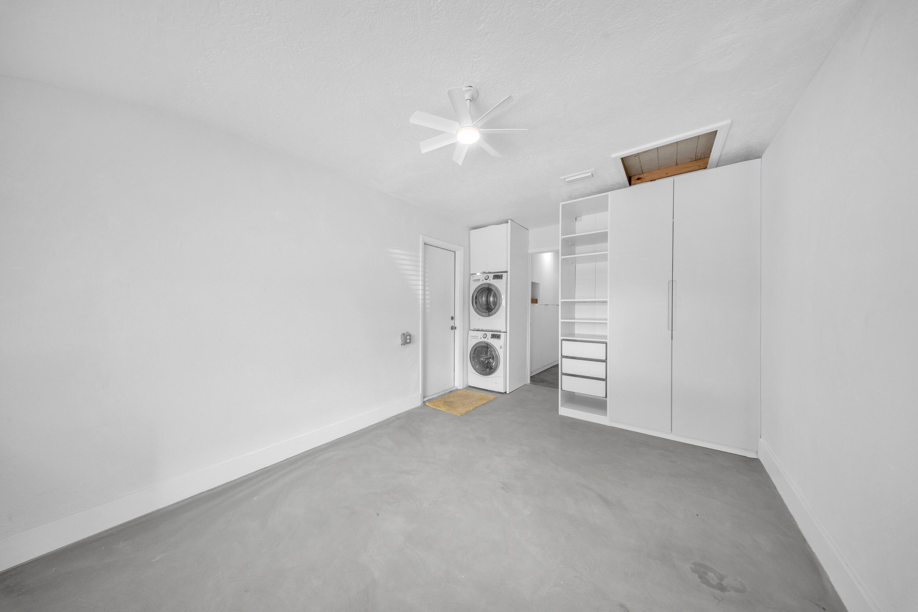 TAFT VILLAS - Residential Lease