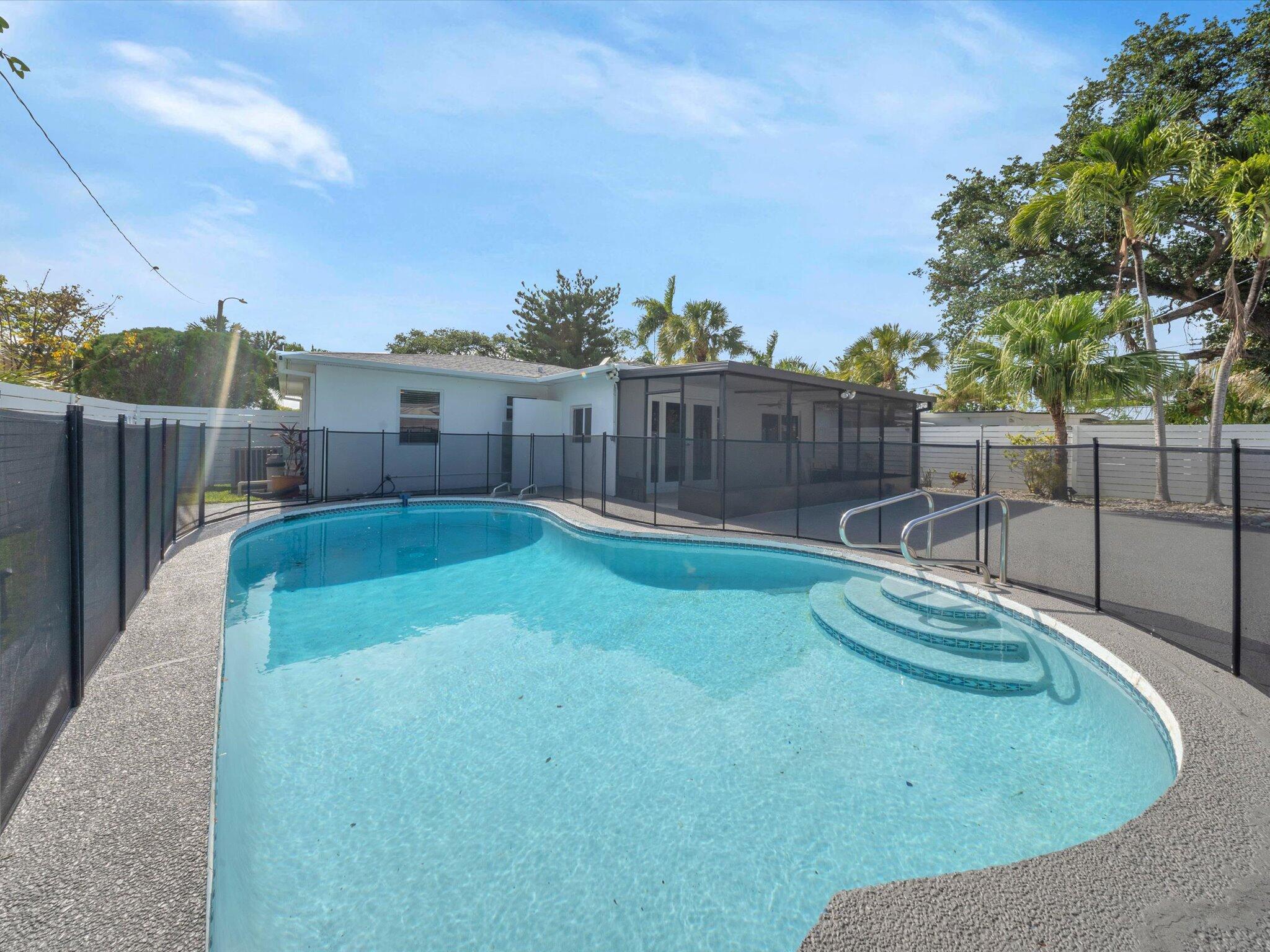 TAFT VILLAS - Residential Lease