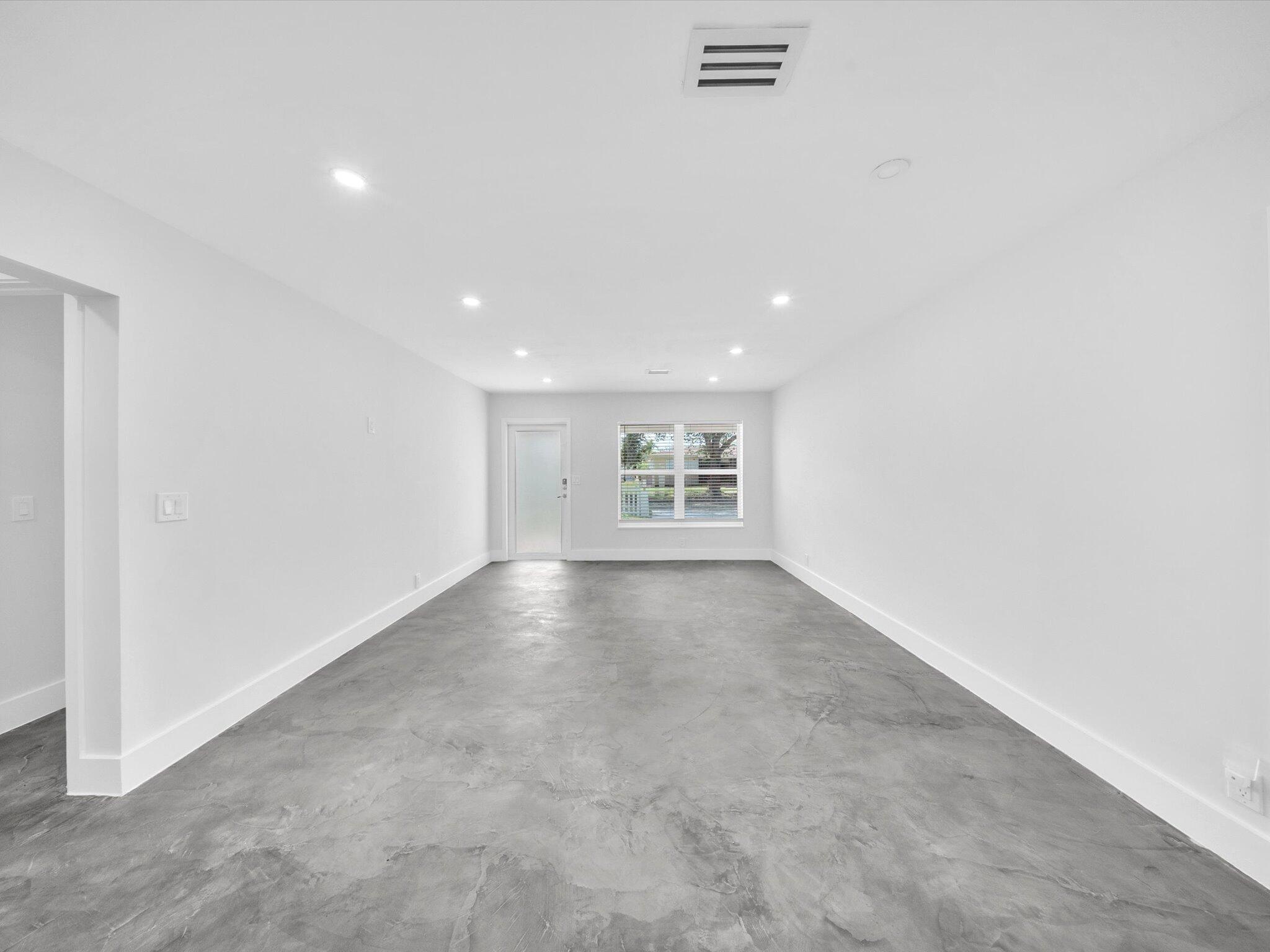 TAFT VILLAS - Residential Lease