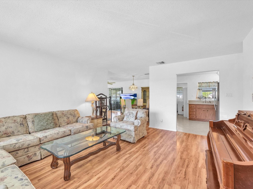 Mainlands Of Tamarac Lake - Residential