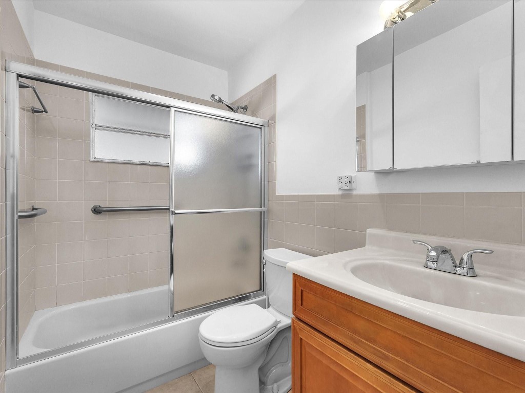 Mainlands Of Tamarac Lake - Residential