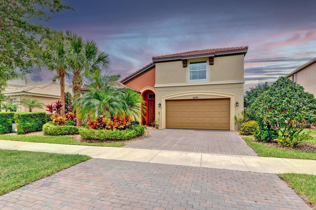 Photo of 11173 SW Springtree Terrace Ter, Port St Lucie, FL 34987 (MLS # R10805423)
