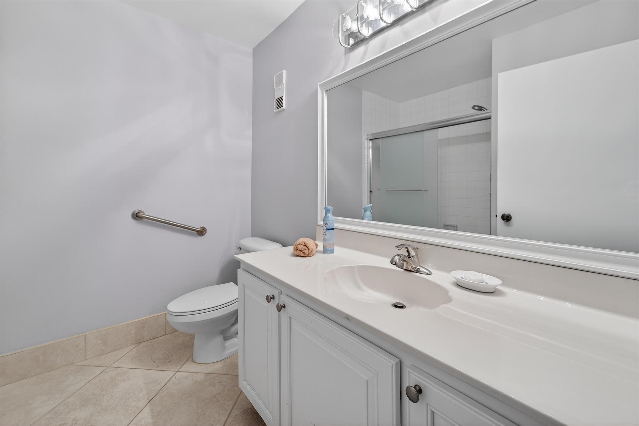 HUNTINGTON POINTE - Residential Lease