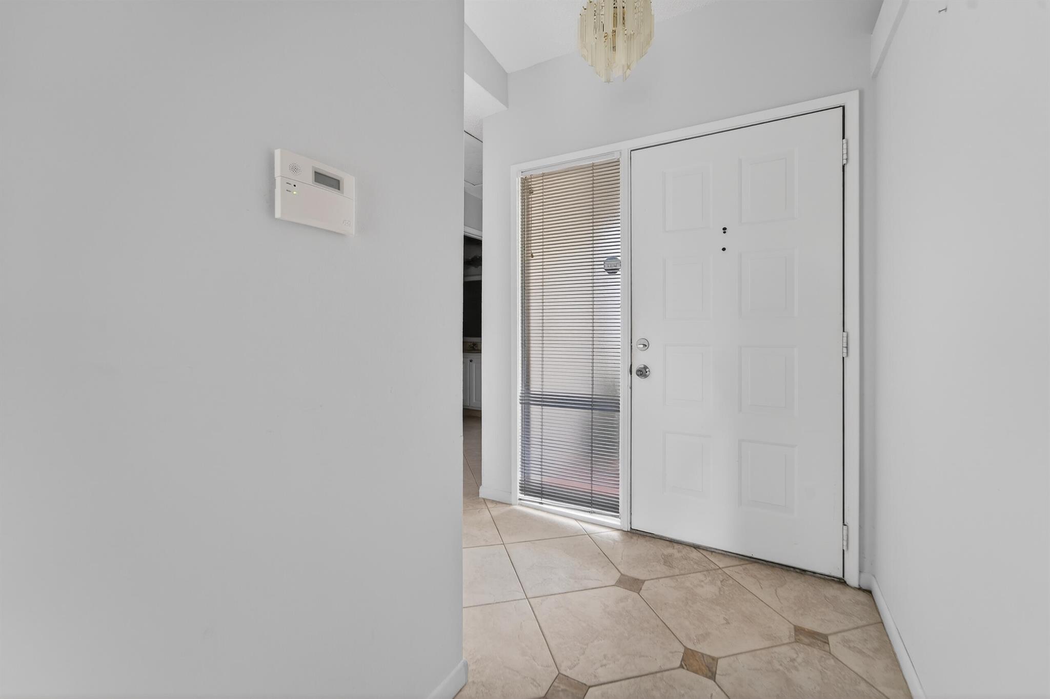 HUNTINGTON POINTE - Residential Lease