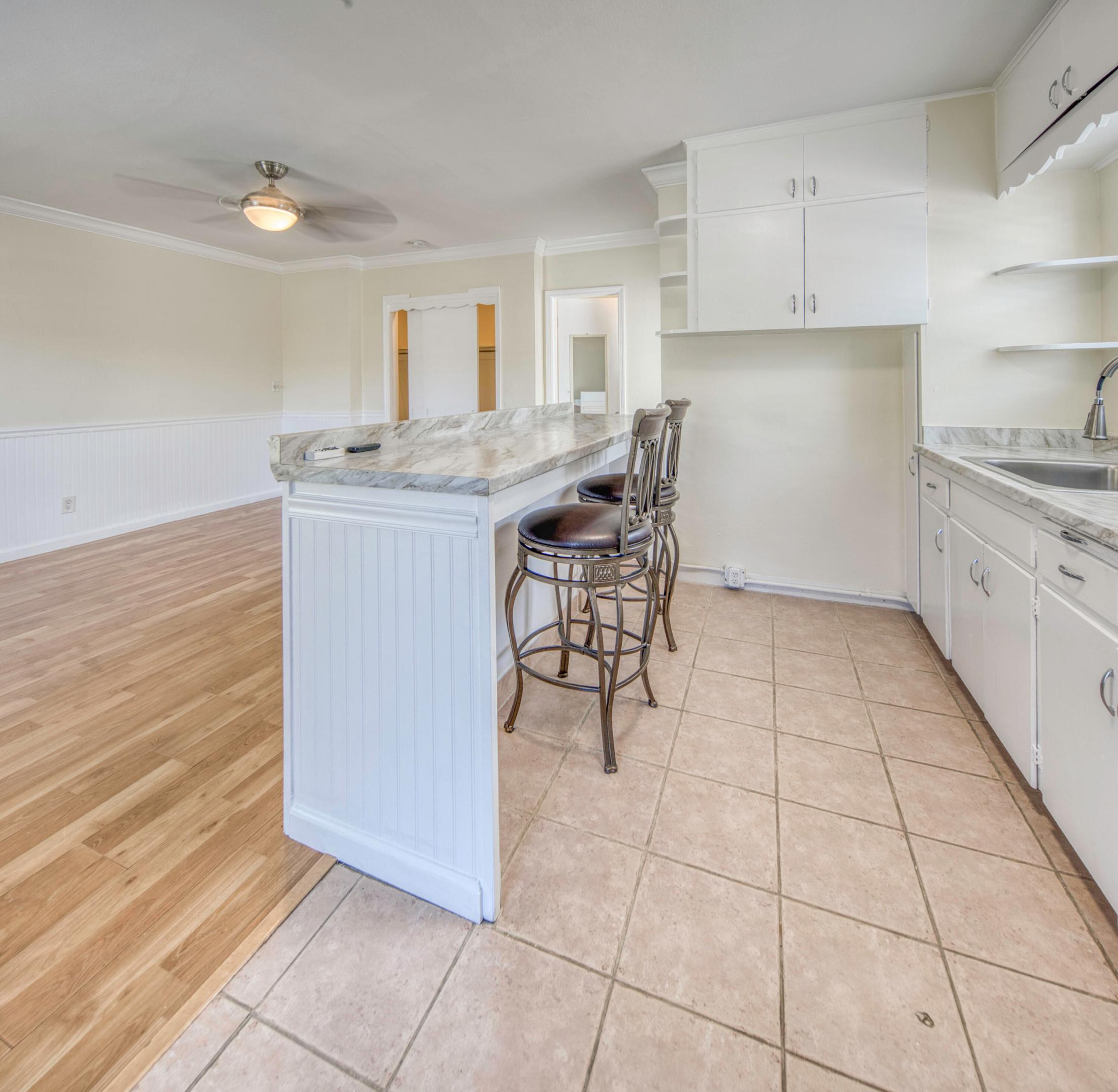 LAKE WORTH TOWN OF - Residential Lease