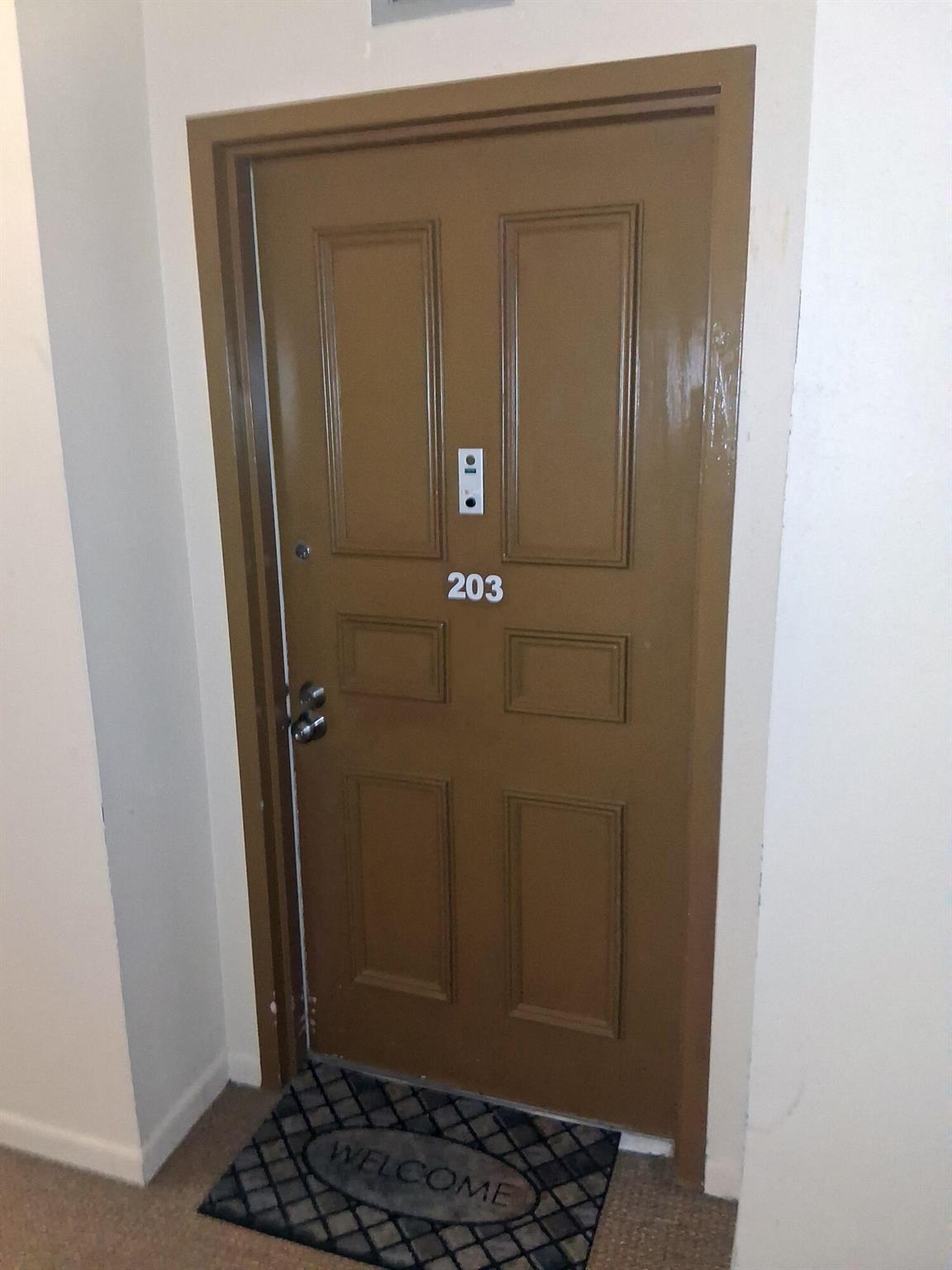 3821 Environ Boulevard 203