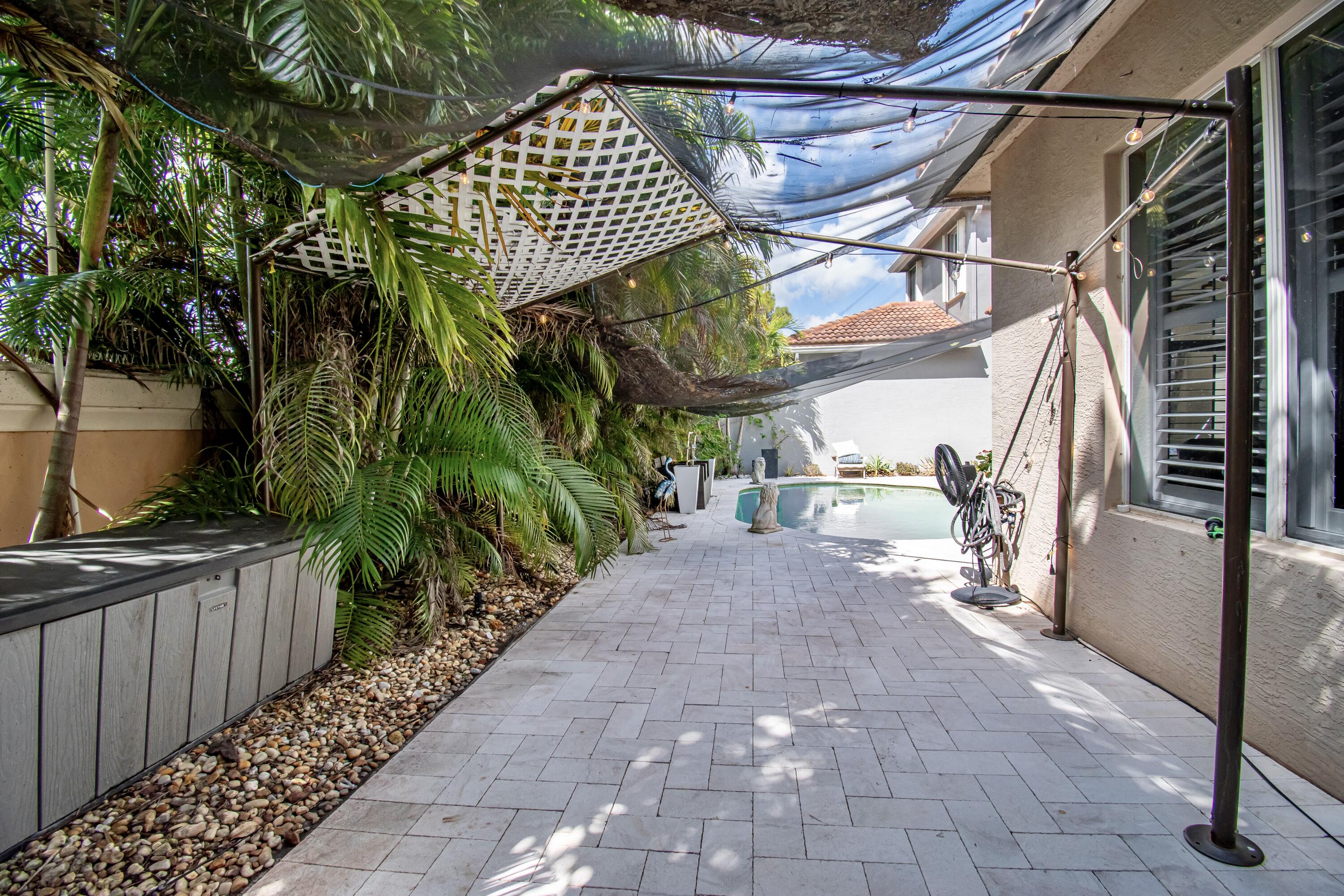 WYNDSONG ESTATES - Residential