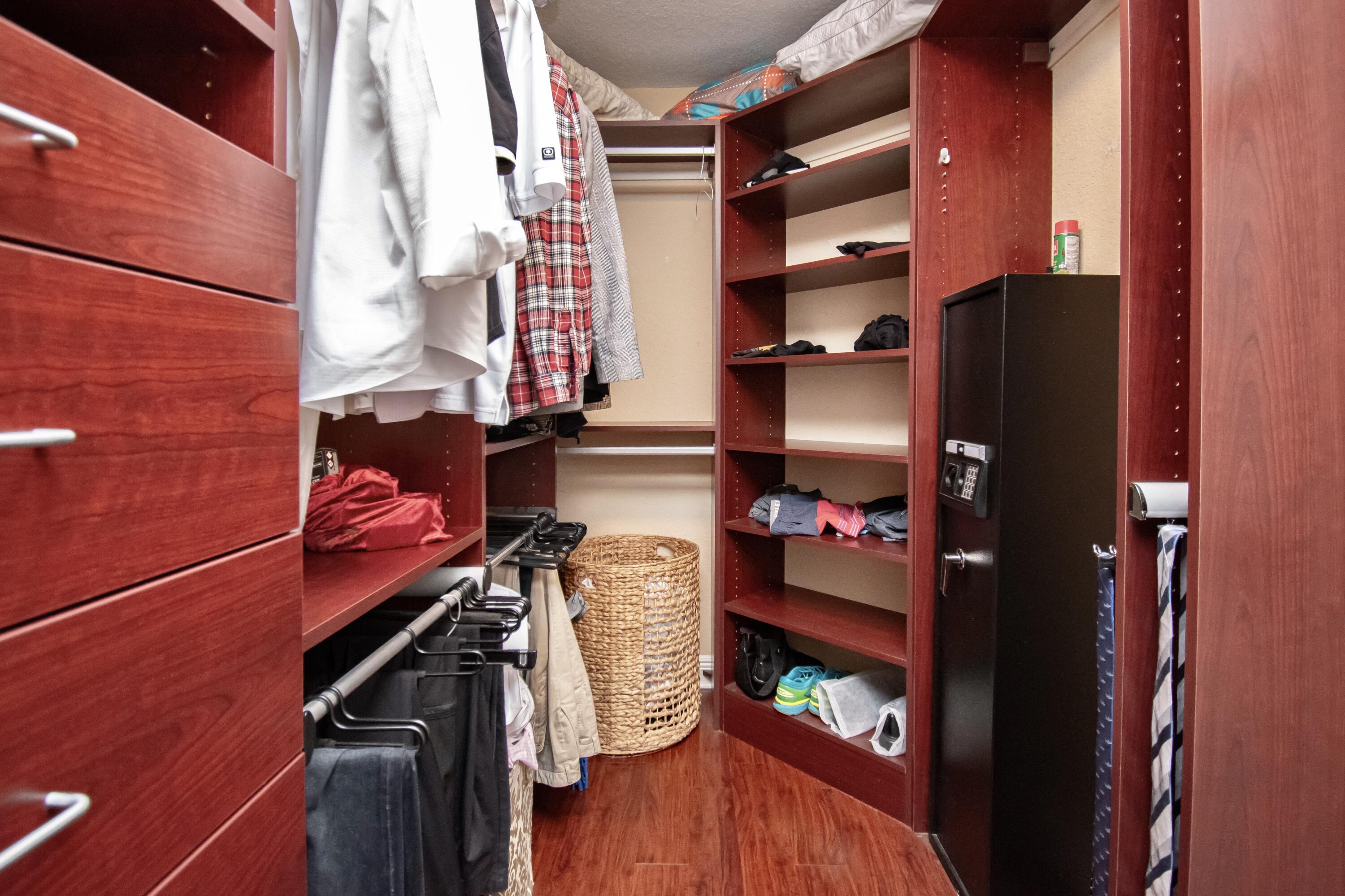 WYNDSONG ESTATES - Residential