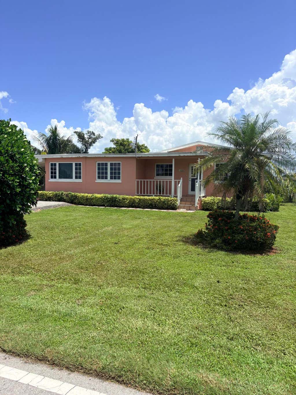 Photo of 1117 NE 23RD Street, Belle Glade, FL 33430 (MLS # B26062729)