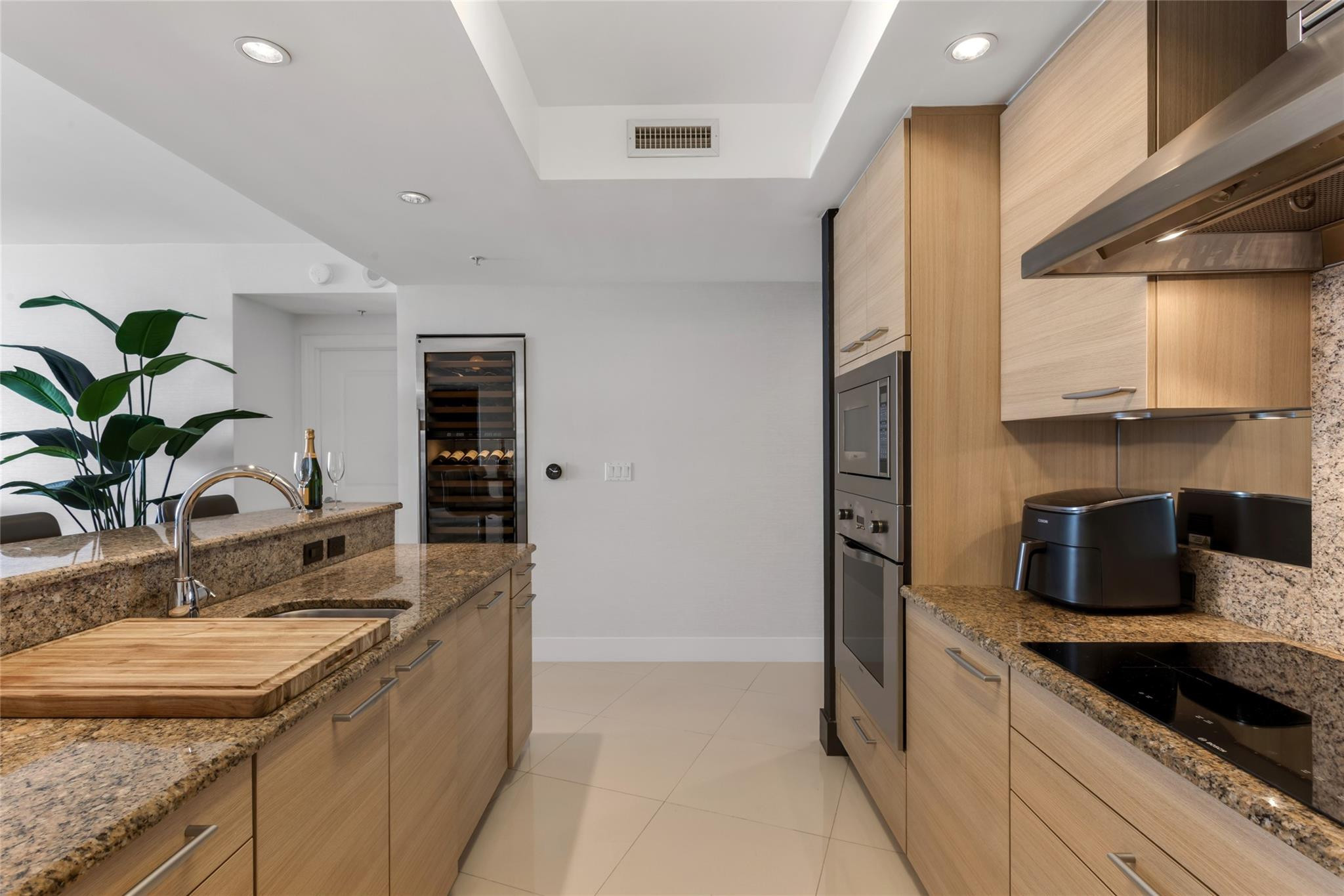 Plaza At Oceanside - Residential