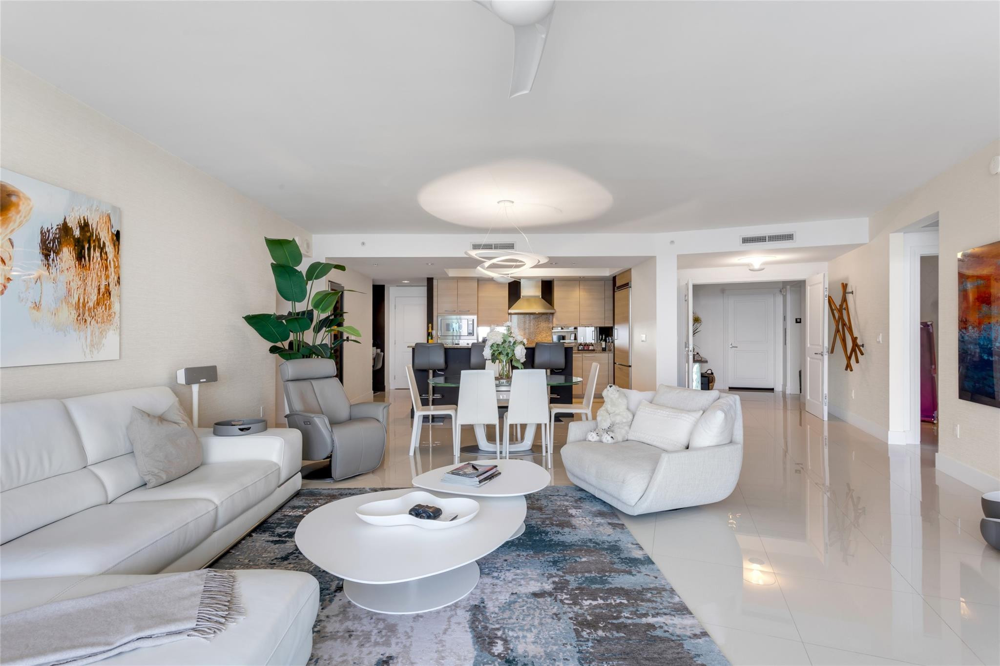 Plaza At Oceanside - Residential