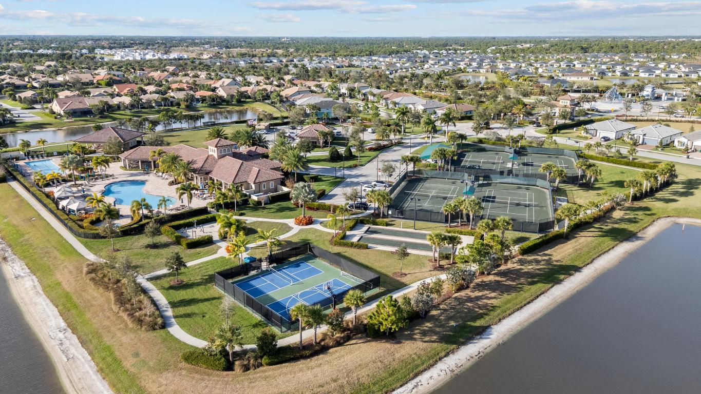 METES AND BOUNDS - Residential