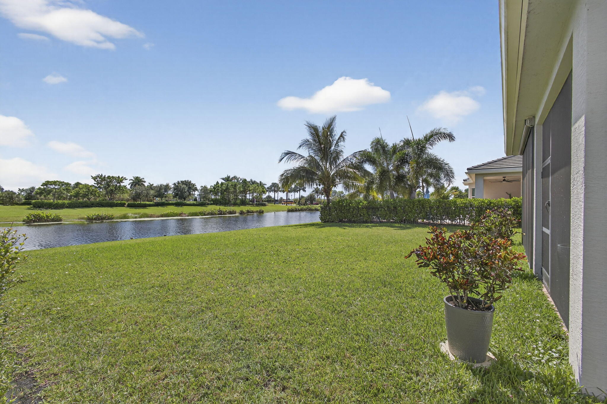 HAMMOCKS OF WESTLAKE - Residential