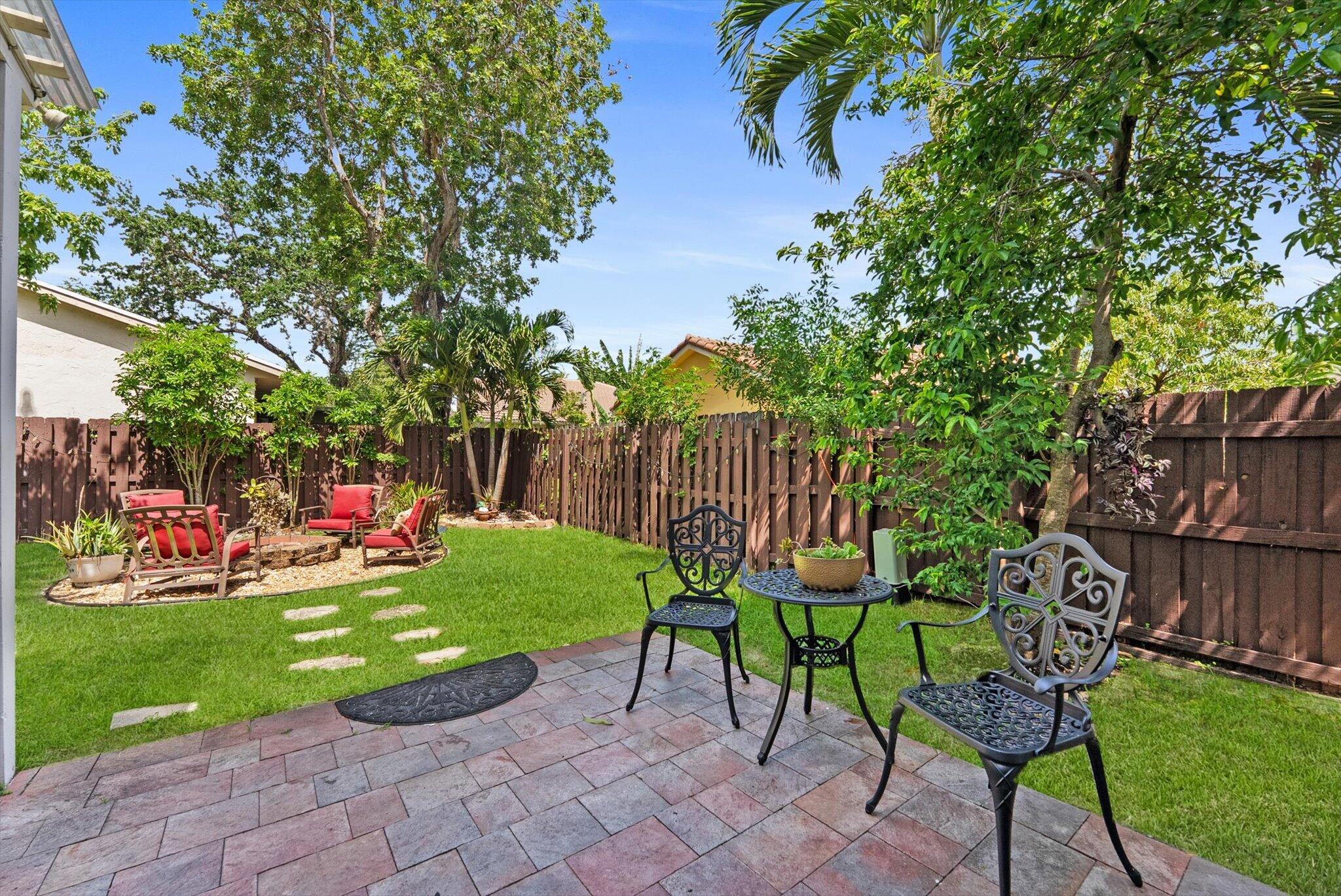 GRENADIER ESTATES - Residential