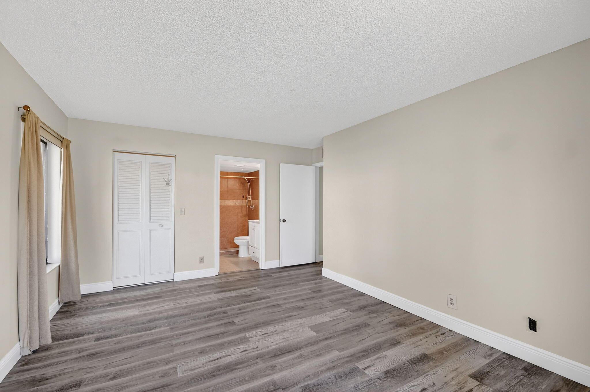 PALM CLUB VILLAGE I CONDO - Residential Lease